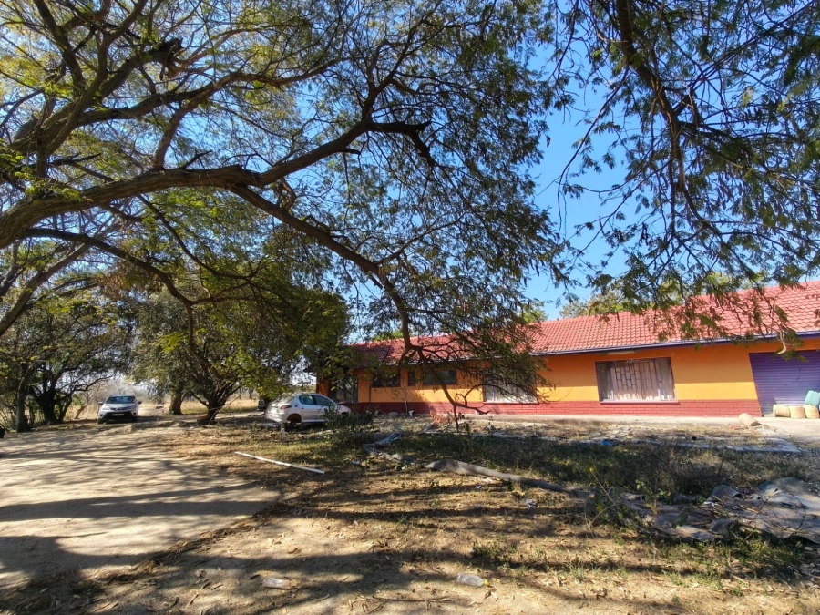Commercial Property for Sale in Marikana North West